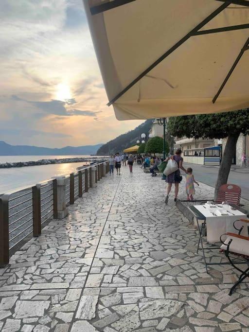 Liguria- Chiavari: A Trenta Passi Dal Mare Kültér fotó